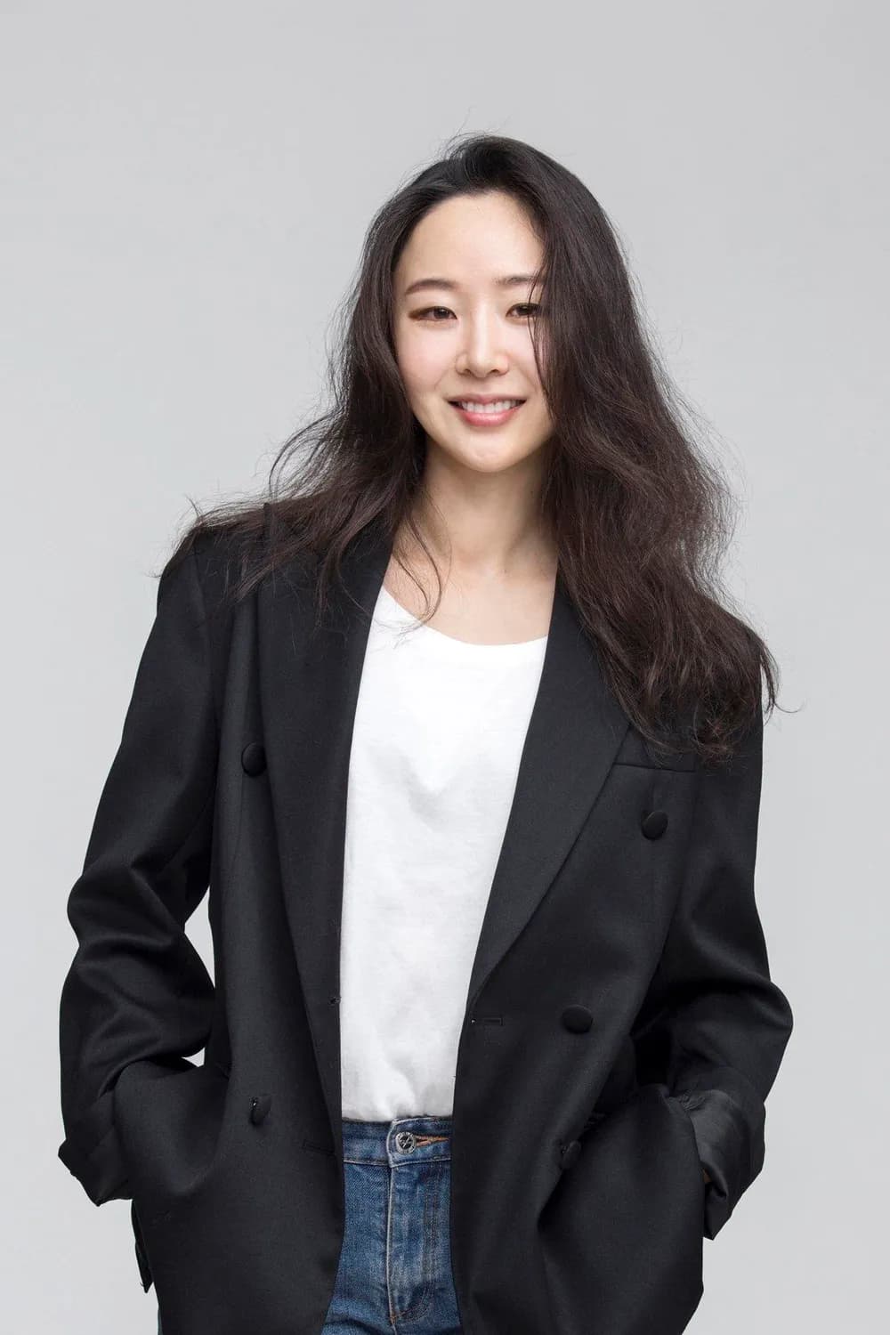 Min Hee-jin's profile picture